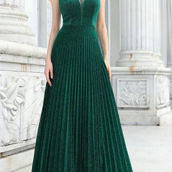 Ever Pretty Formal Evening Draped Dress - Picture 4 of 14